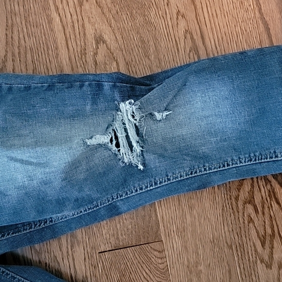 Women high rise jeans! - Picture 2 of 5